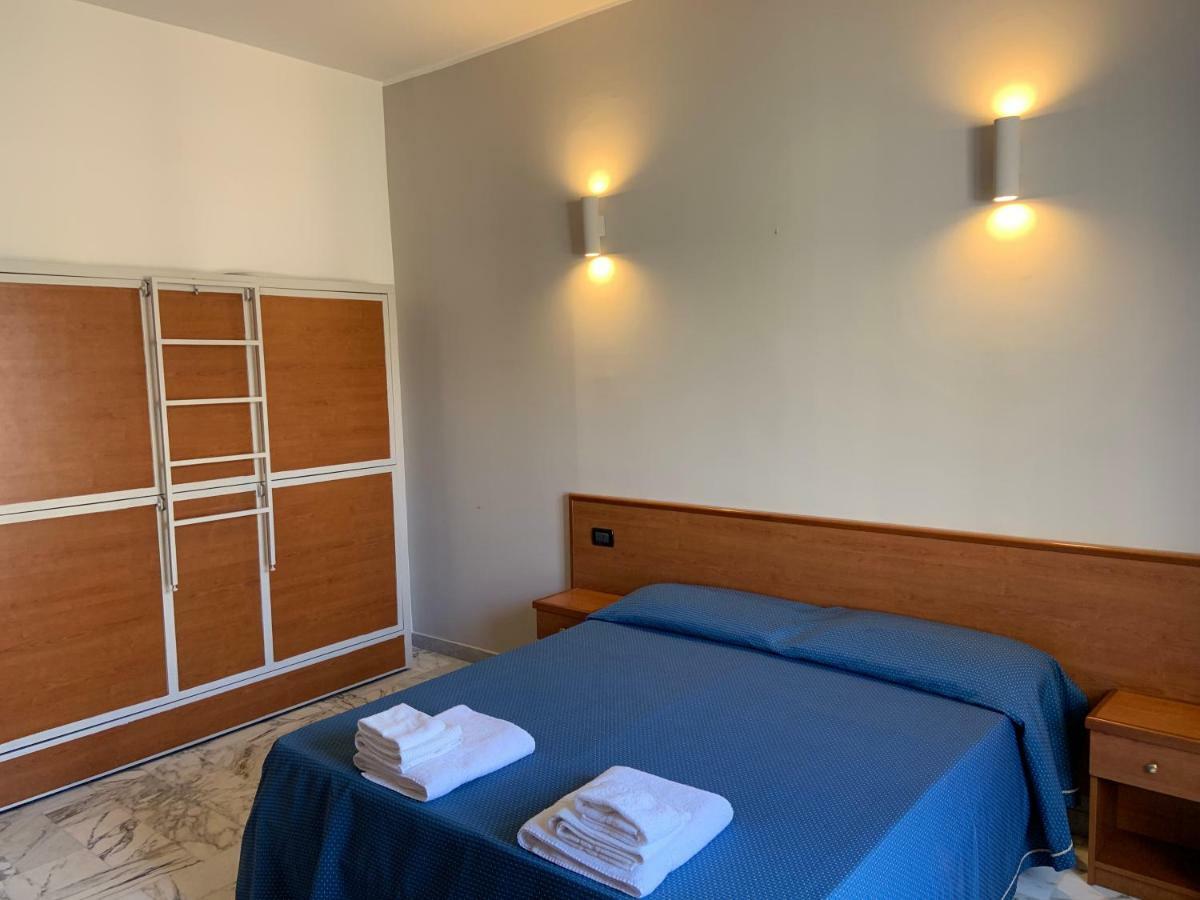 Hotel Lungomare Reggio di Calabria Exterior foto